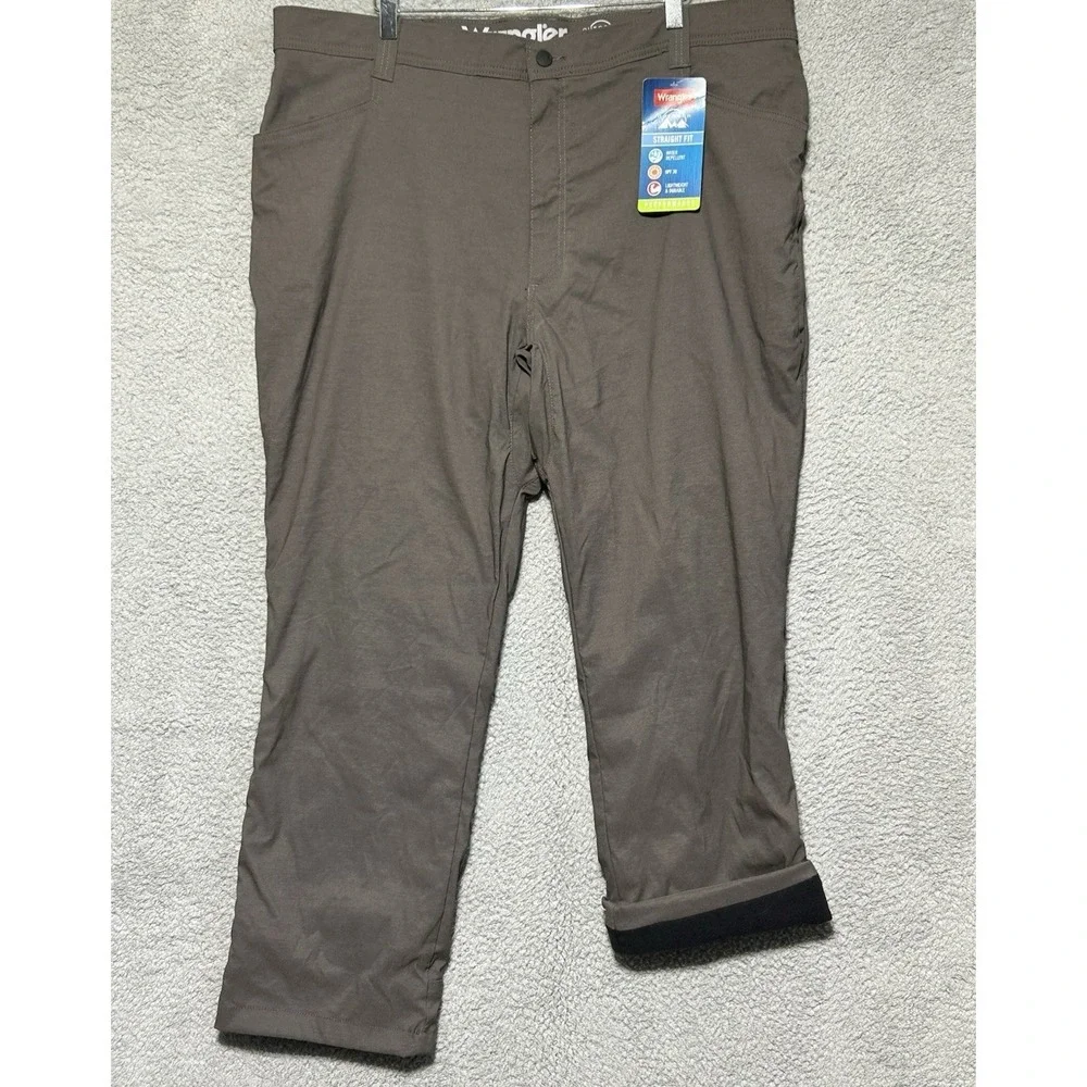 New Wrangler Mens 42X30 Outdoor Fleece Lined All Terrain Pant Flex Waistband‎